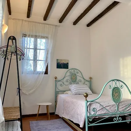 Manto Bed & Breakfast *